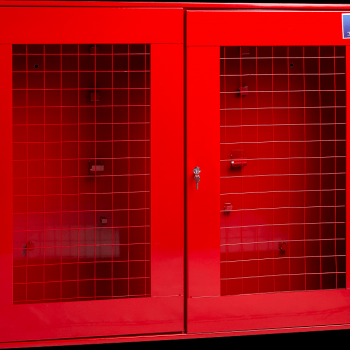 Щит пожарный металлический закрытый (сетка)